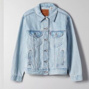 LEVIS The Ex-Boyfriend Trucker Premium Jacket Light Wash Oversized ARITZIA